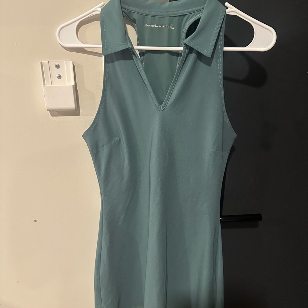 Abercrombie Women's Green Sleeveless Dress